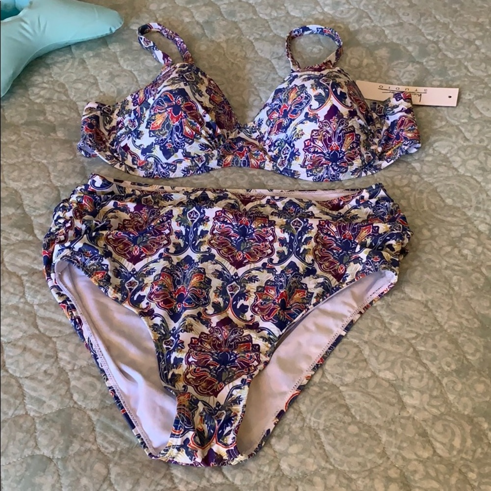 Nicole Miller Studio 2 piece bathing suit